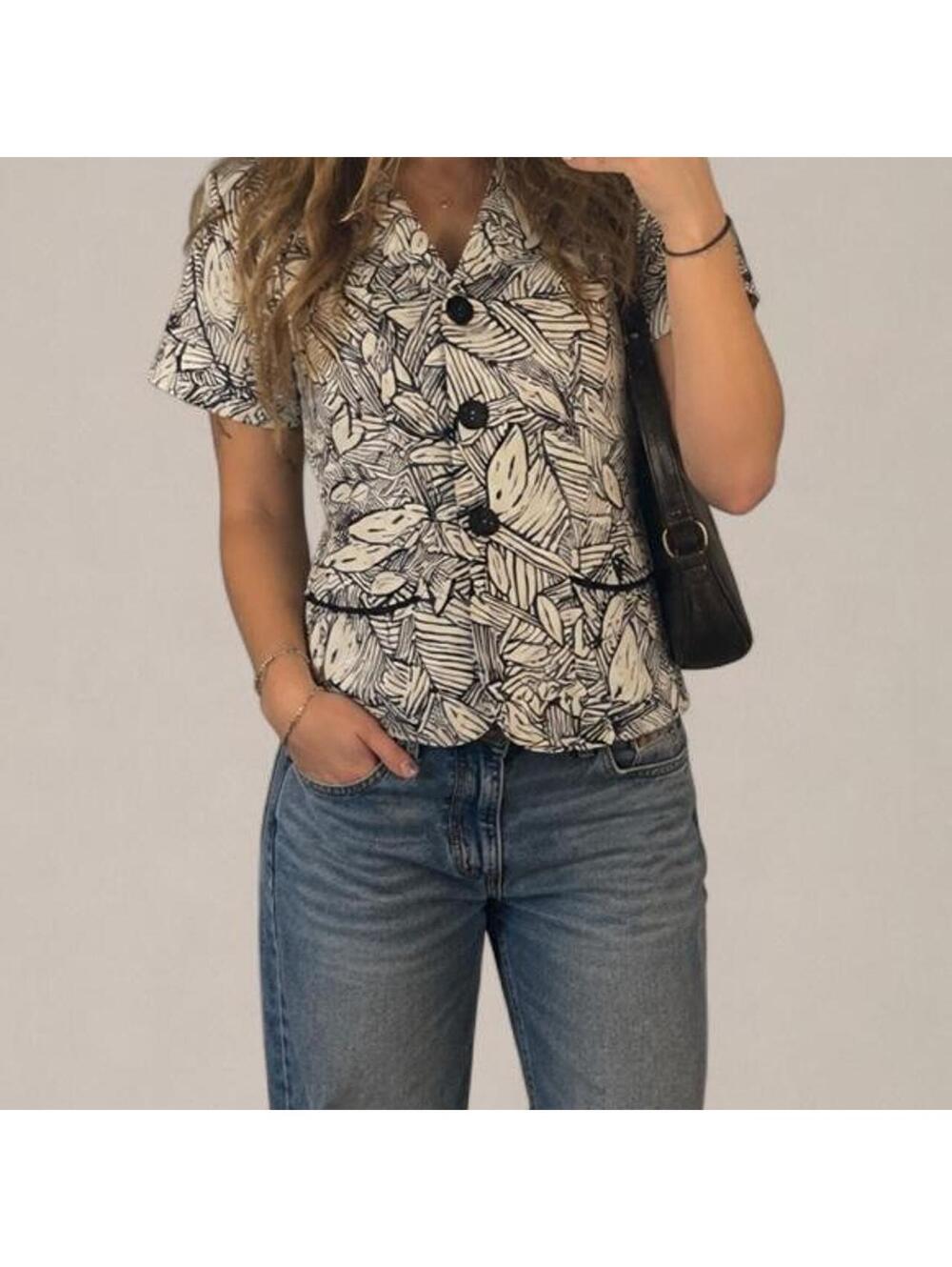 Perceptions New York Black & White Leaf Print Short Sleeve Blazer – Size 8
